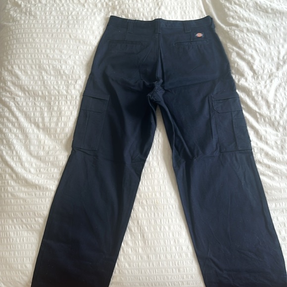 Dickies navy cargo pants - men’s 32/32 - Picture 3 of 4